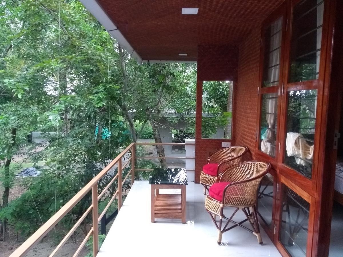 Coconut Garden Apartment Cherai Beach Exterior foto